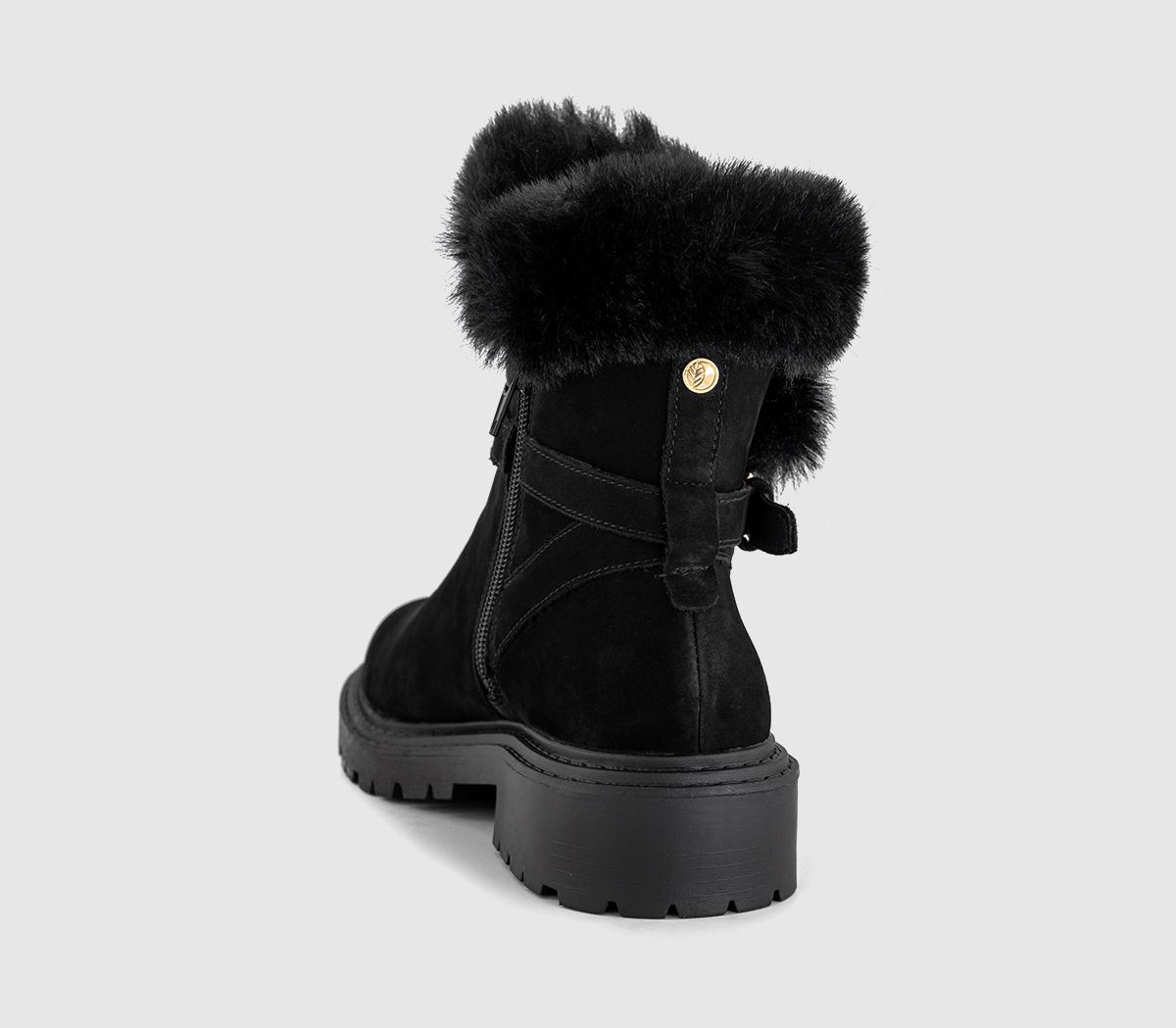 EARTHADDICTEarth Addict: Akka Fur Cuff Ankle Boots EARTHADDICTEarth Addict: Akka Fur Cuff Ankle BootsBlack