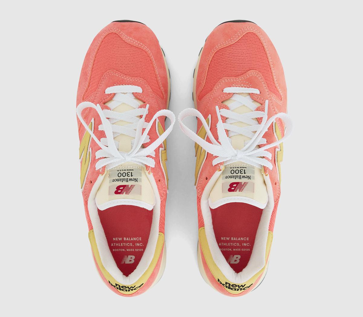 New Balance1300 TrainersDrift Red