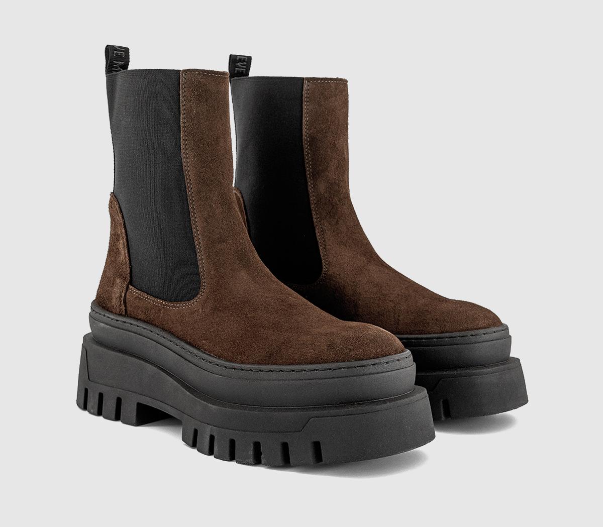 Steve MaddenCassandra BootsChocolate Brown Suede