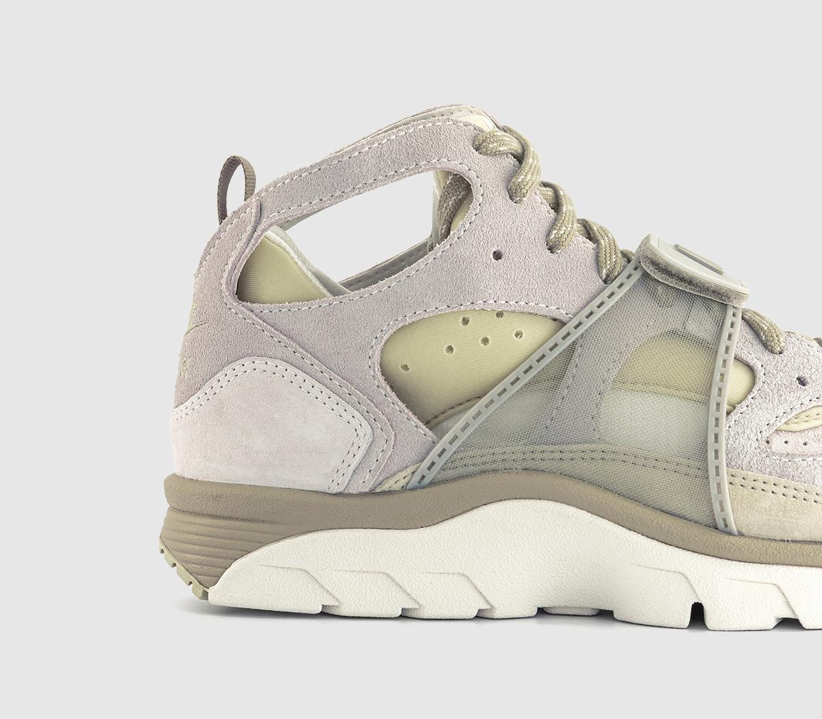 NikeNike Air Trainer HuaracheSail Light Khaki Desert Khaki