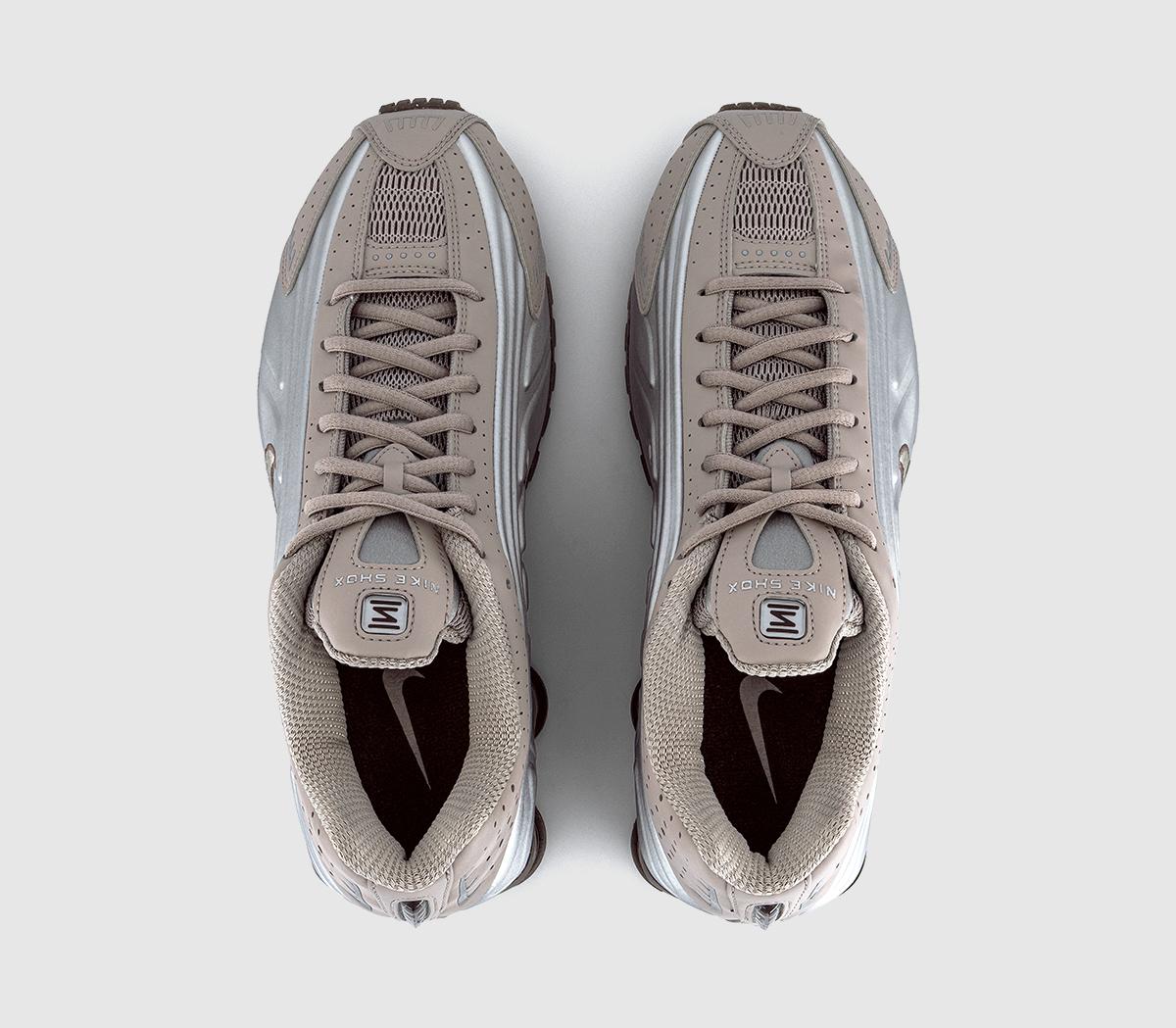 NikeNike Shox R4 TrainersCave Stone Cave Stone College Grey