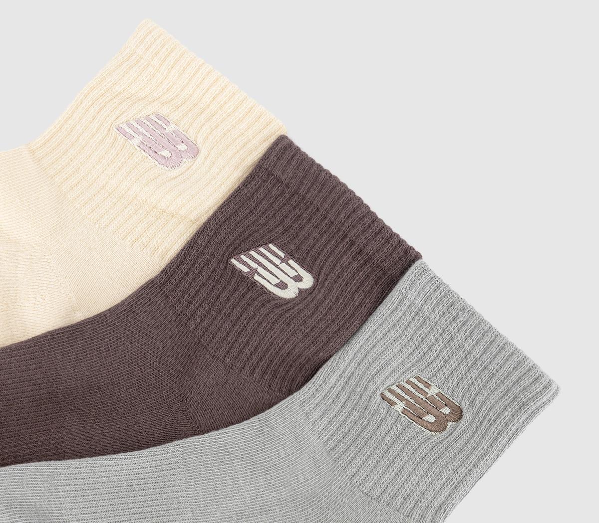 New Balance Socks NB Patch Logo Ankle Crew Socks New Balance Socks NB Patch Logo Ankle Crew Socks Cream Green Brown