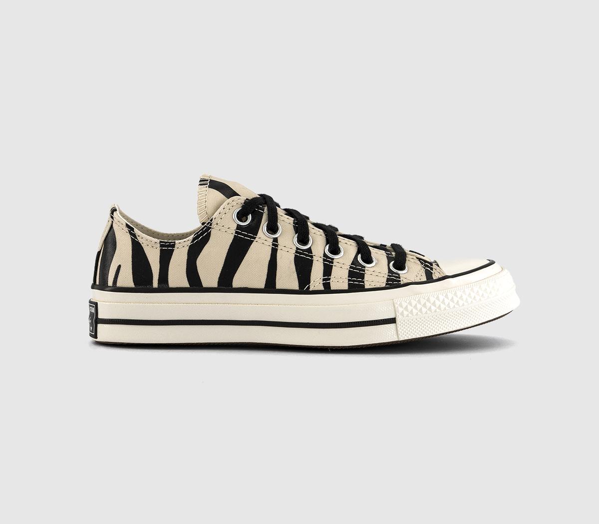 ConverseChuck 70 Ox Glow In The Dark Trainers ConverseChuck 70 Ox Glow In The Dark TrainersLight Dune Black Egret