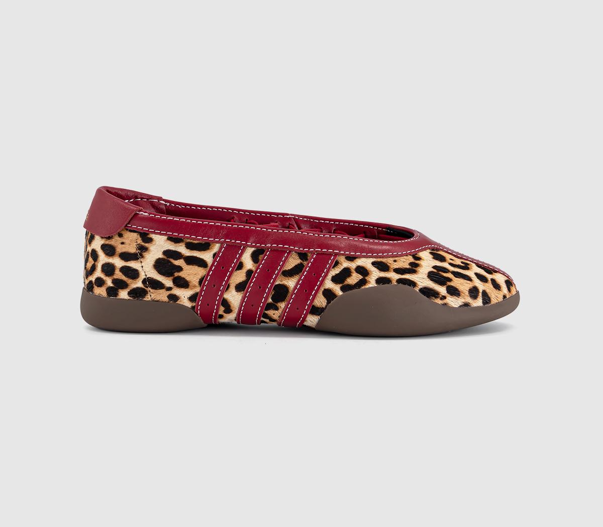 adidasTaekwondo Mei Ballet PumpsOffwhite Leopard Victory Red