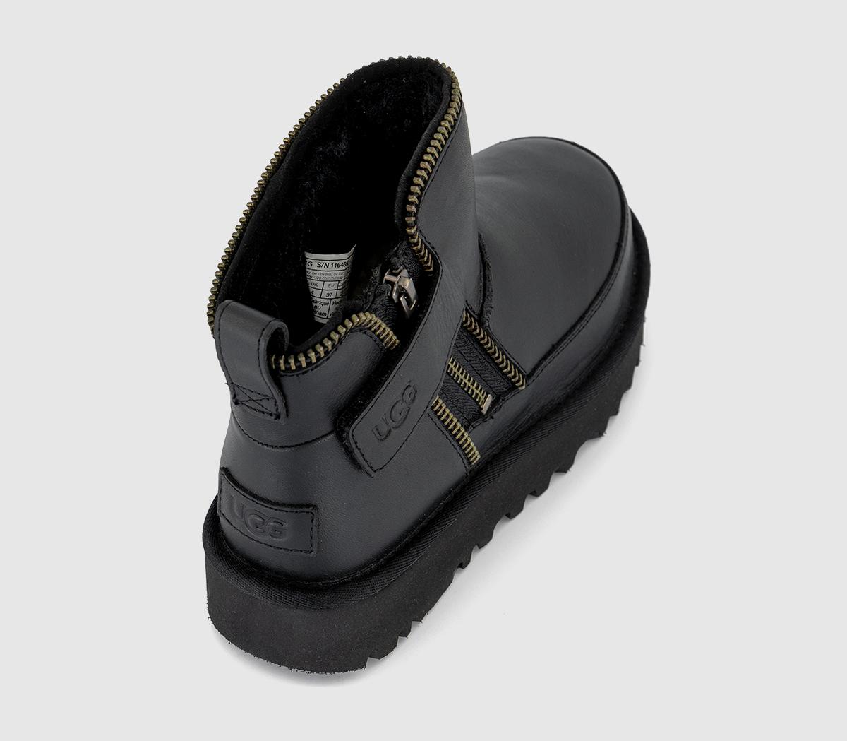 UGGClassic Mini Moto Boots UGGClassic Mini Moto BootsBlack