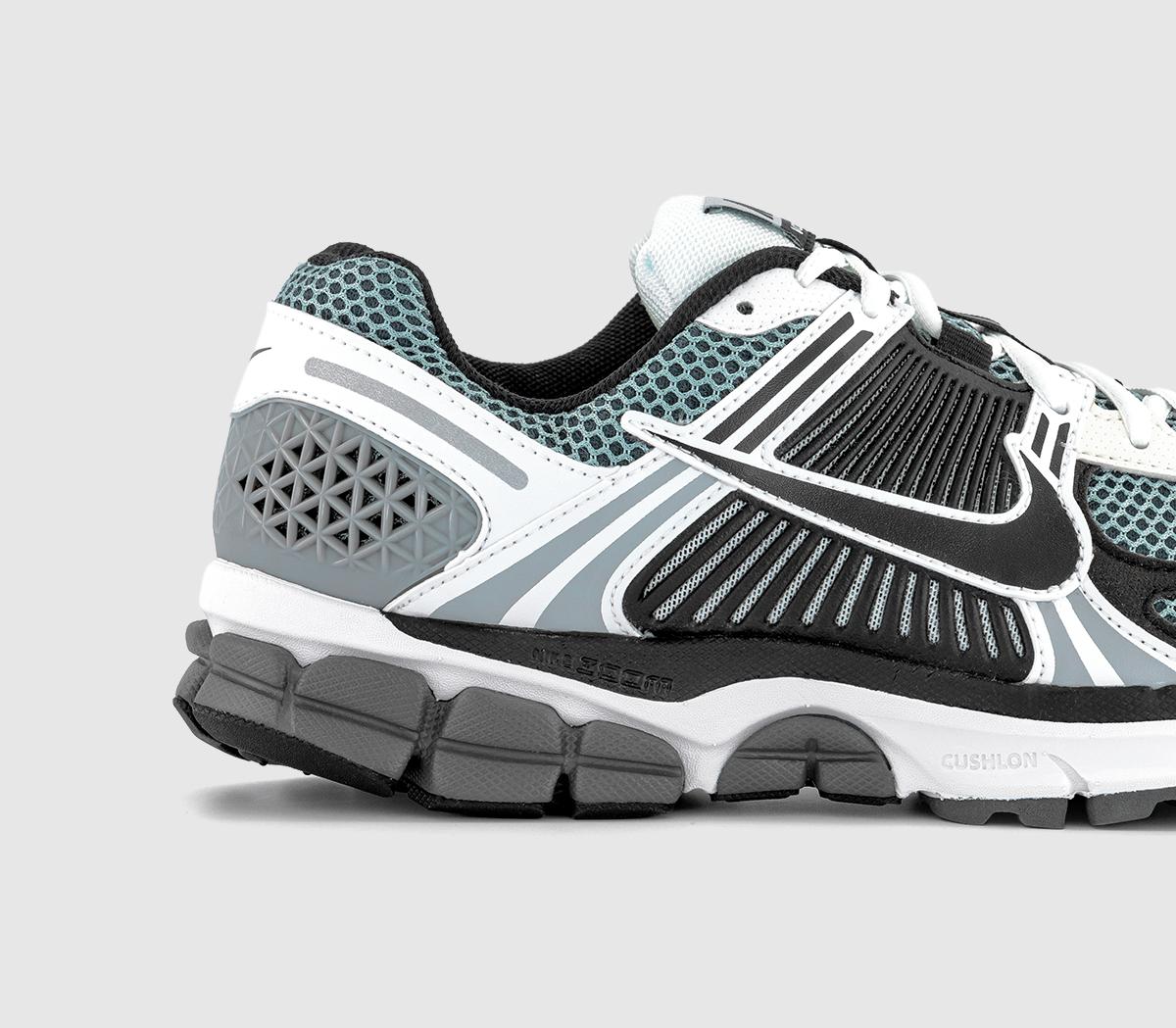 NikeNike Zoom Vomero 5 SE SP TrainersDk Grey Black White Sail Wolf Grey Mtlc Silver