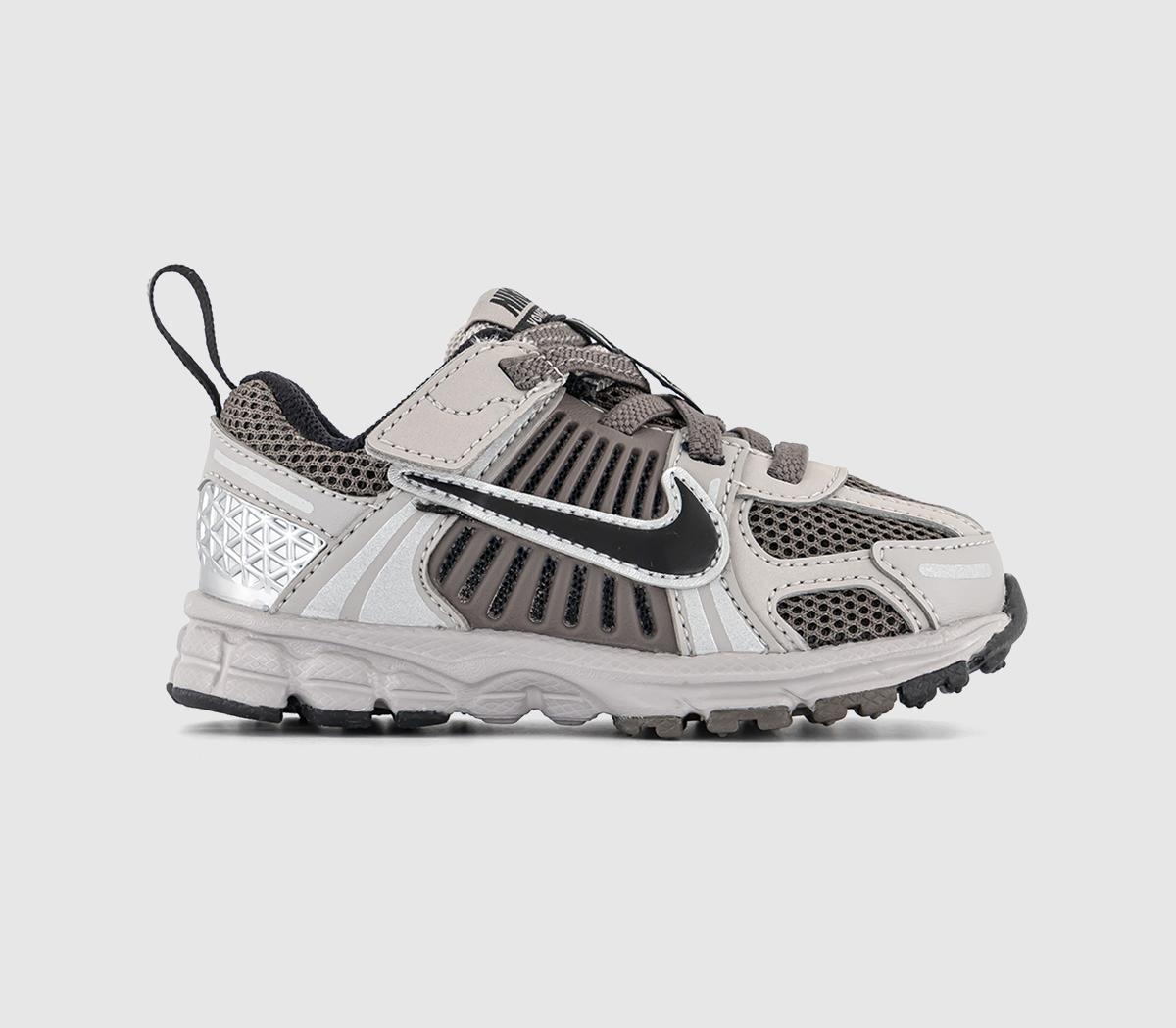 NikeVomero Infant TrainersCollege Grey Black Cave Stone