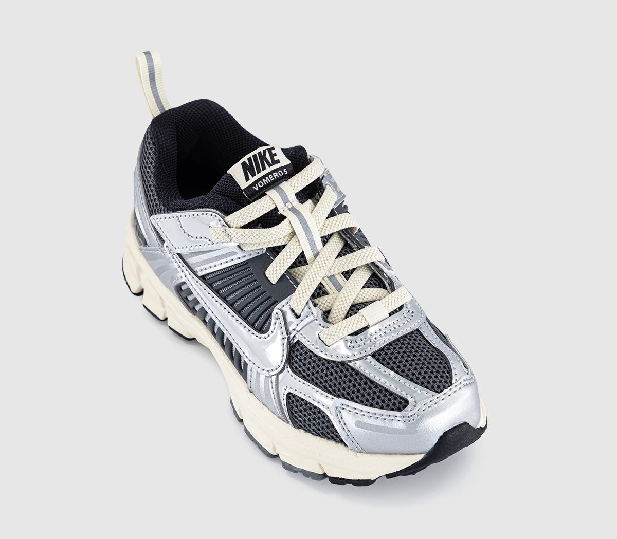 NikeVomero Youth TrainersIron Greychromemetallic Silver