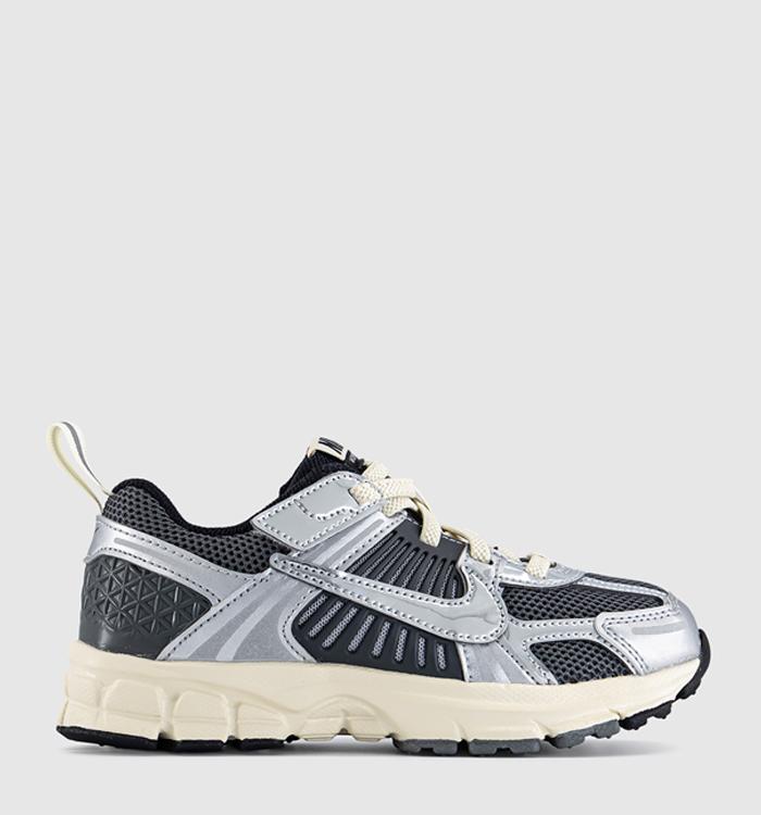 Nike Vomero Youth Trainers Iron Greychromemetallic Silver
