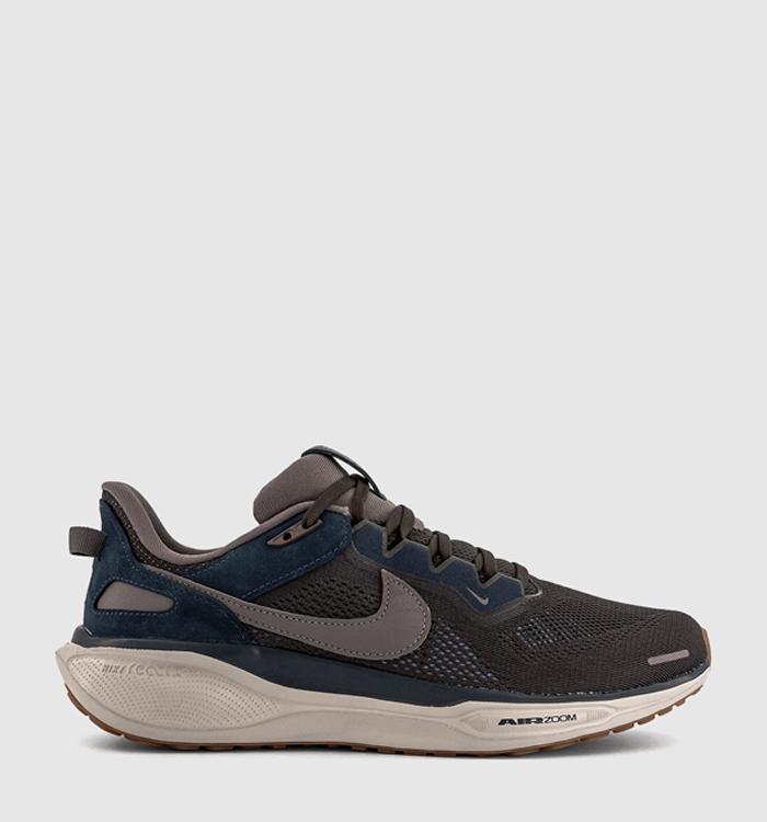 air zoom trainers