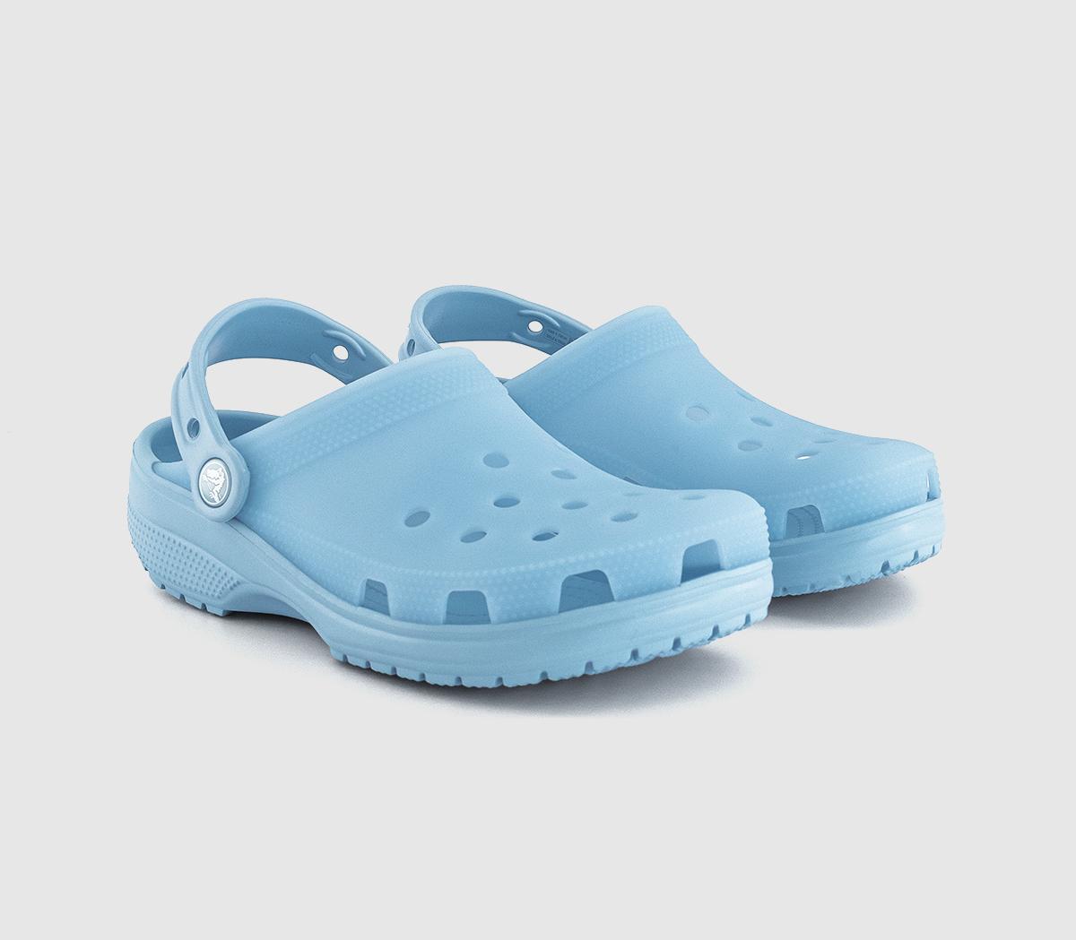 Crocs Classic Frosted Clogs Crocs Classic Frosted Clogs Blue Calcite