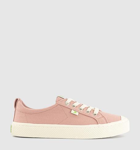 Cariuma OCA Low Trainers Rose Red