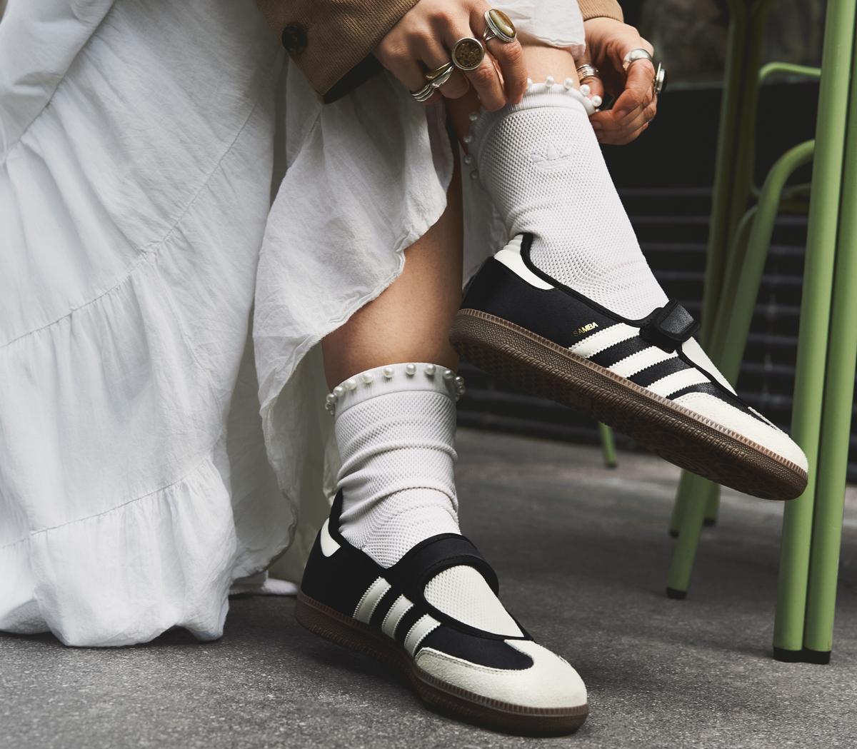 adidasSamba JanesBlack Black Light Silver Jade Horizon