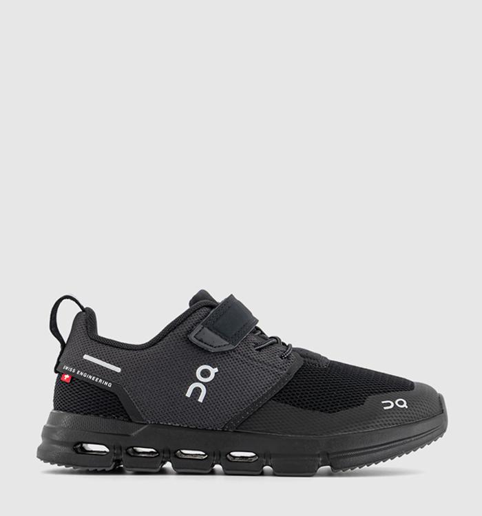 ON Cloudplay Youth Trainers All Black