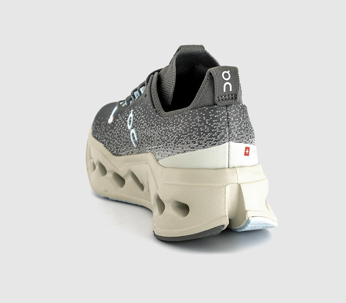 ONCloudsurfer Max TrainersAsphalt Ice