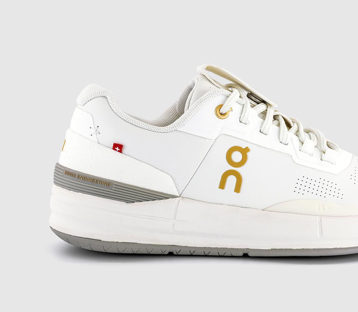 ONRoger Pro Ace TrainersIvory Fog