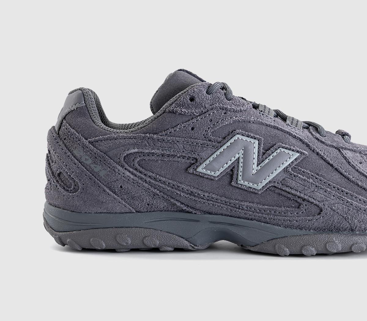 New Balance204L TrainersMagnet