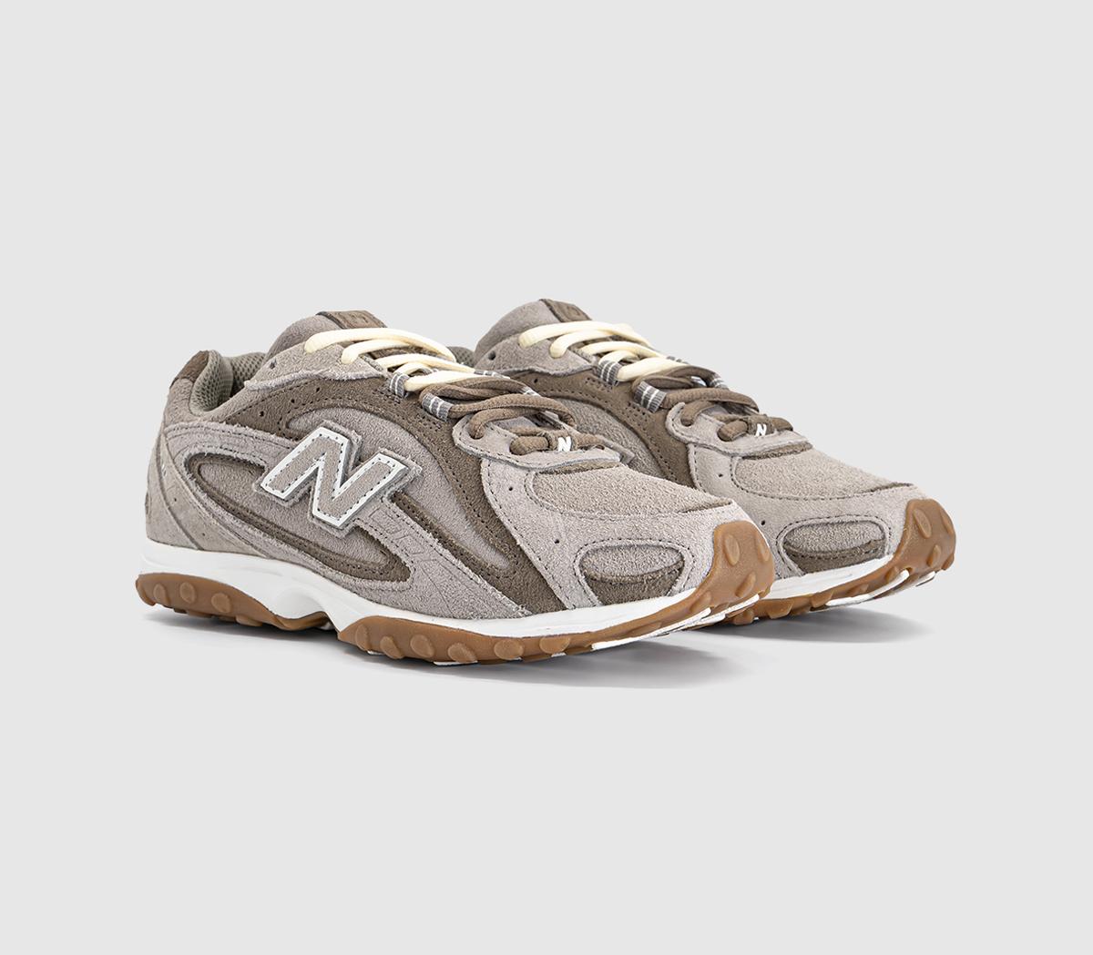 New Balance204L TrainersDark Olivine Gum
