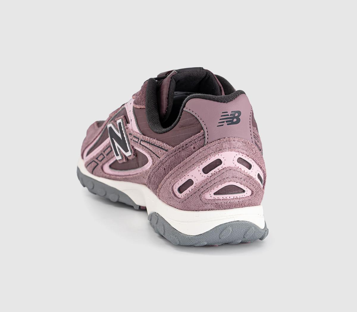 New Balance204L TrainersFast Track Pebble Pink Chalk