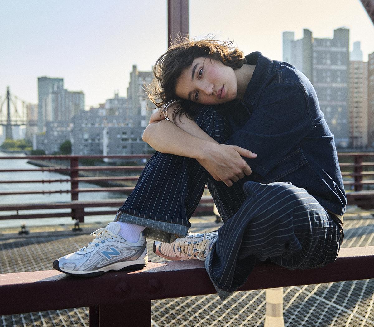 New Balance204L TrainersSilver Metallic Off White Blue