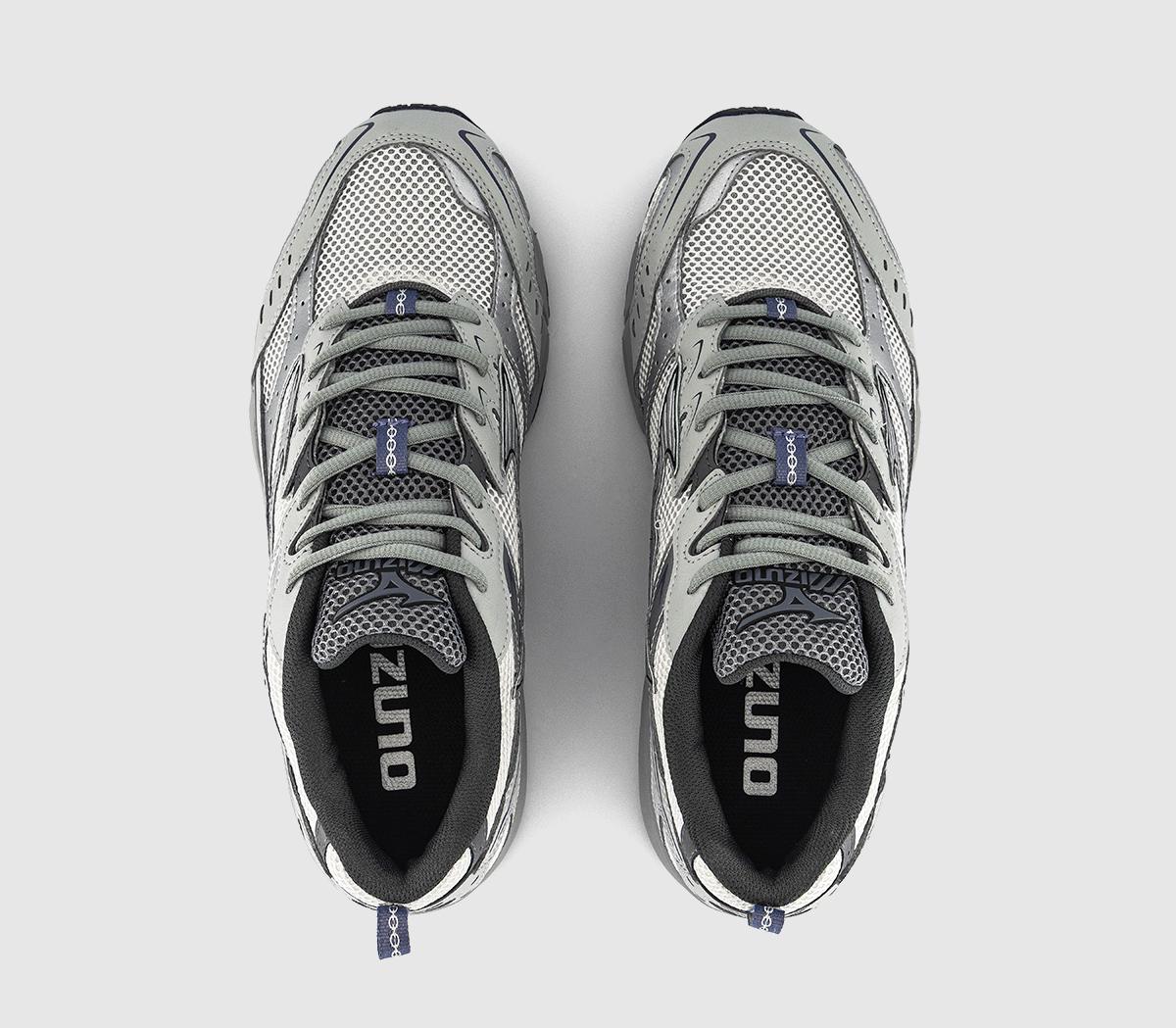 MizunoMXR Sport TrainersNimbus Cloud Silver