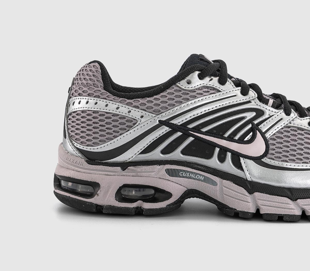 NikeNike Air Max Moto 2K Trainers NikeNike Air Max Moto 2K TrainersLight Bone Desert Ochren Baroque Brown