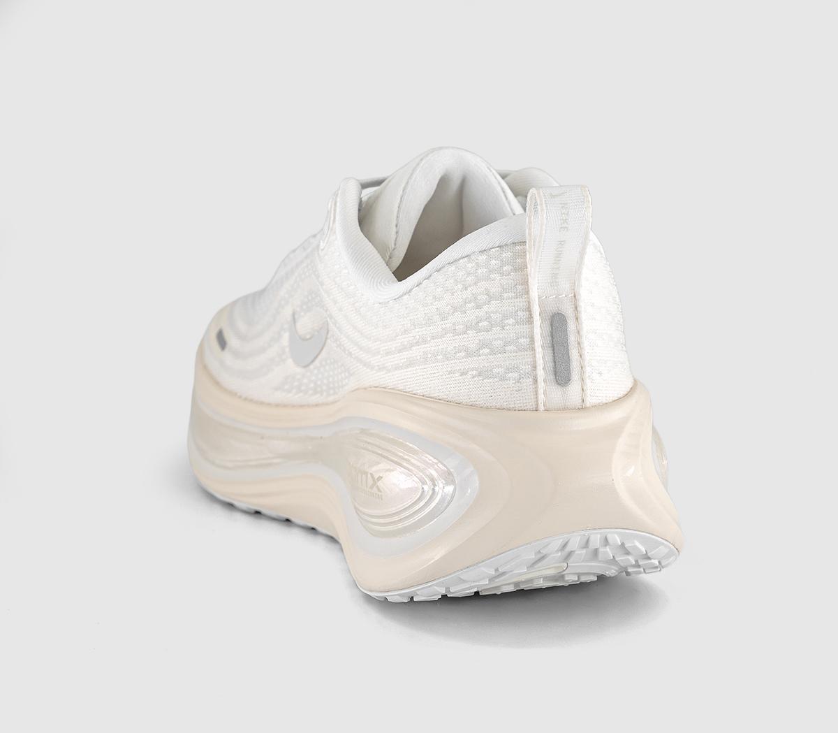 NikeNike Vomero Plus TrainersSummit White Chalk Phantom Pure Platinum