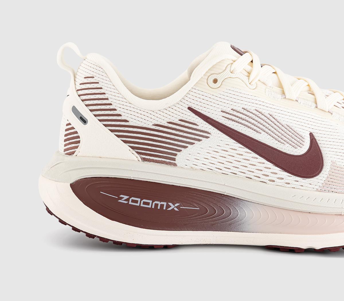Nike Nike Vomero 18 Trainers Pale Ivory Dark Team Red Red Sepia