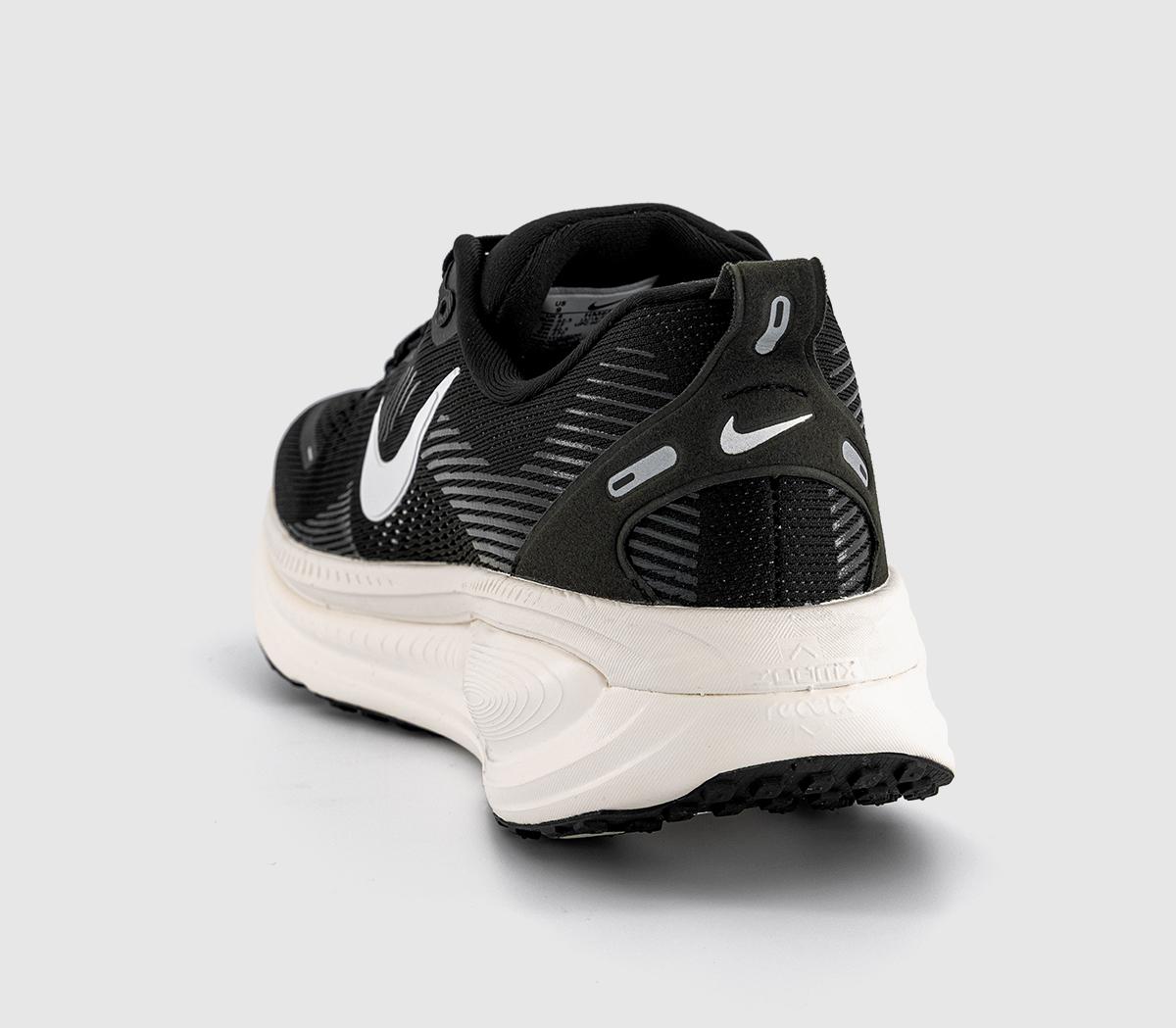 Nike Nike Vomero 18 Trainers Black Summit White Coconut Milk