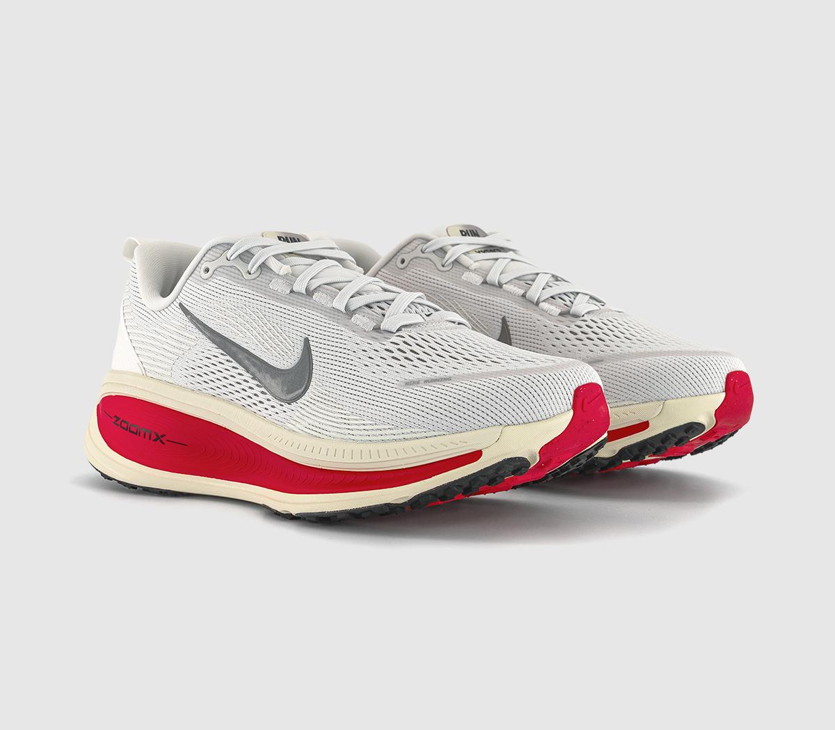 NikeNike Vomero 18 TrainersPlatinum Tint Metallic Pewter Siren Red