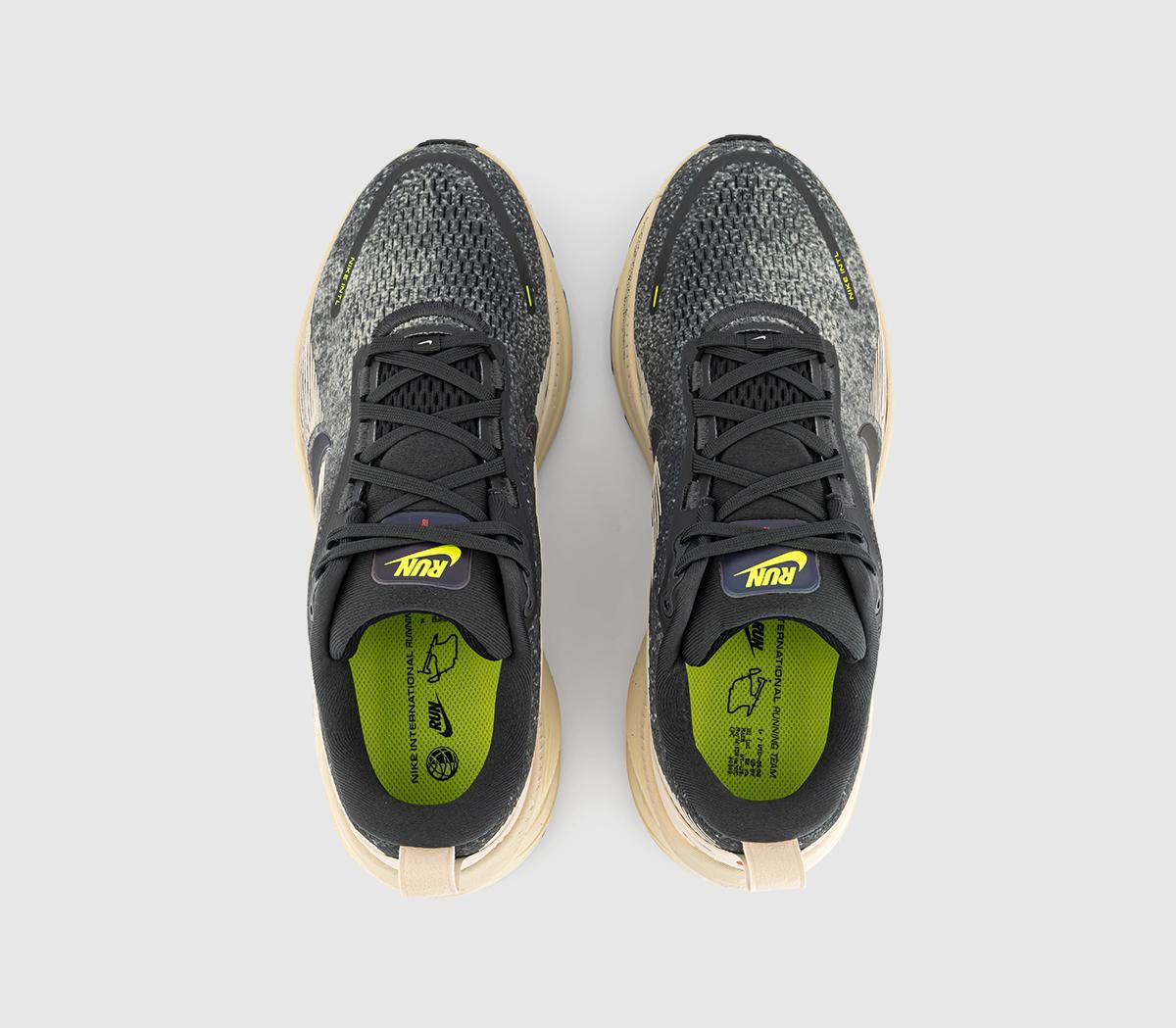 Nike Nike Vomero 18 Trainers Oatmeal Black Anthracite Volt - Men's