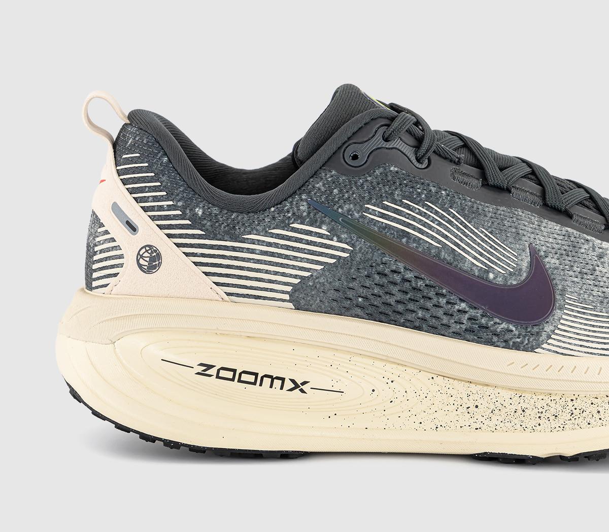 NikeNike Vomero 18 TrainersOatmeal Black Anthracite Volt