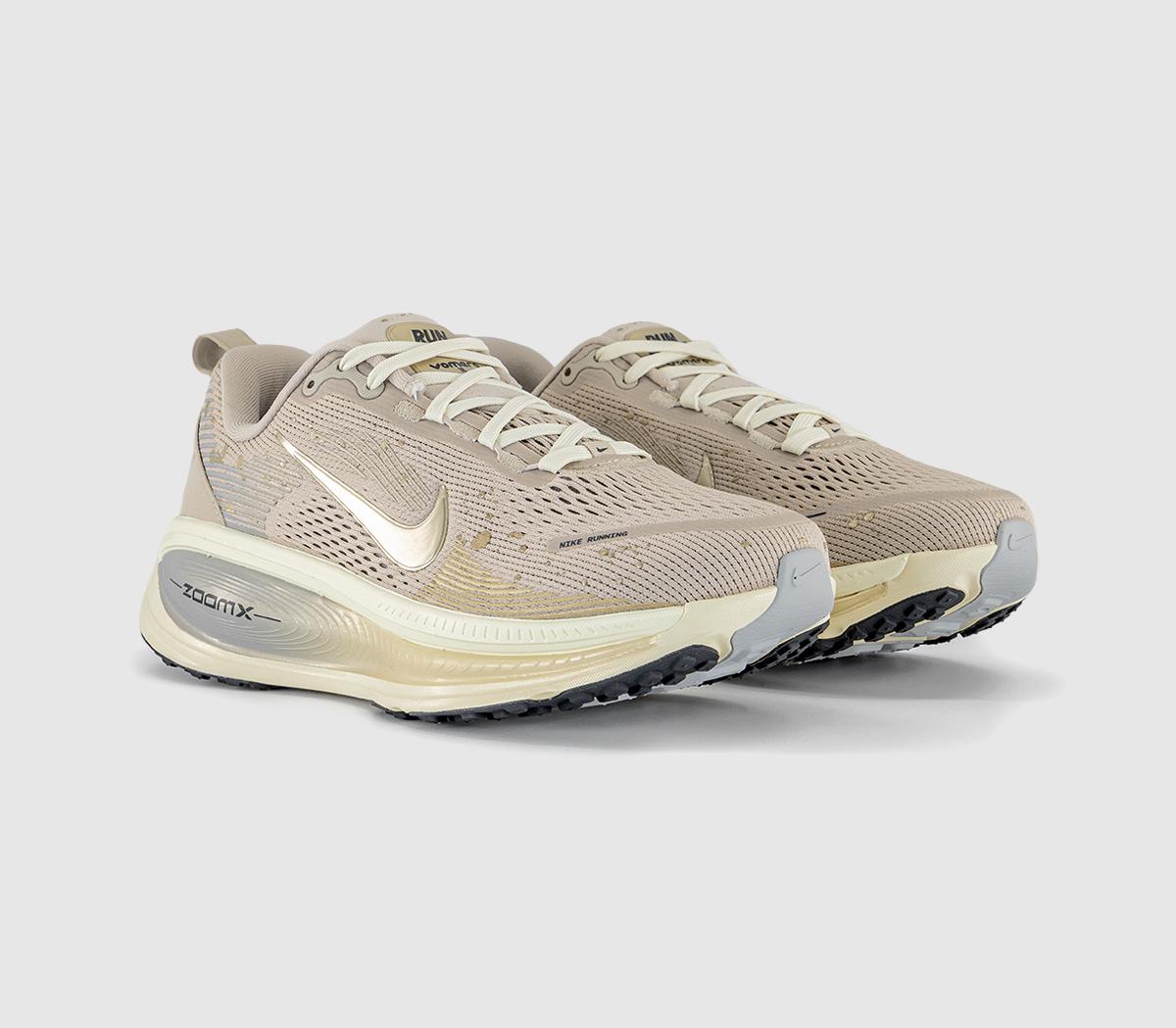 Nike Nike Vomero 18 Trainers Cream Metallic Gold Grain Coconut Milk Nike Nike Vomero 18 Trainers Cream Metallic Gold Grain Coconut Milk