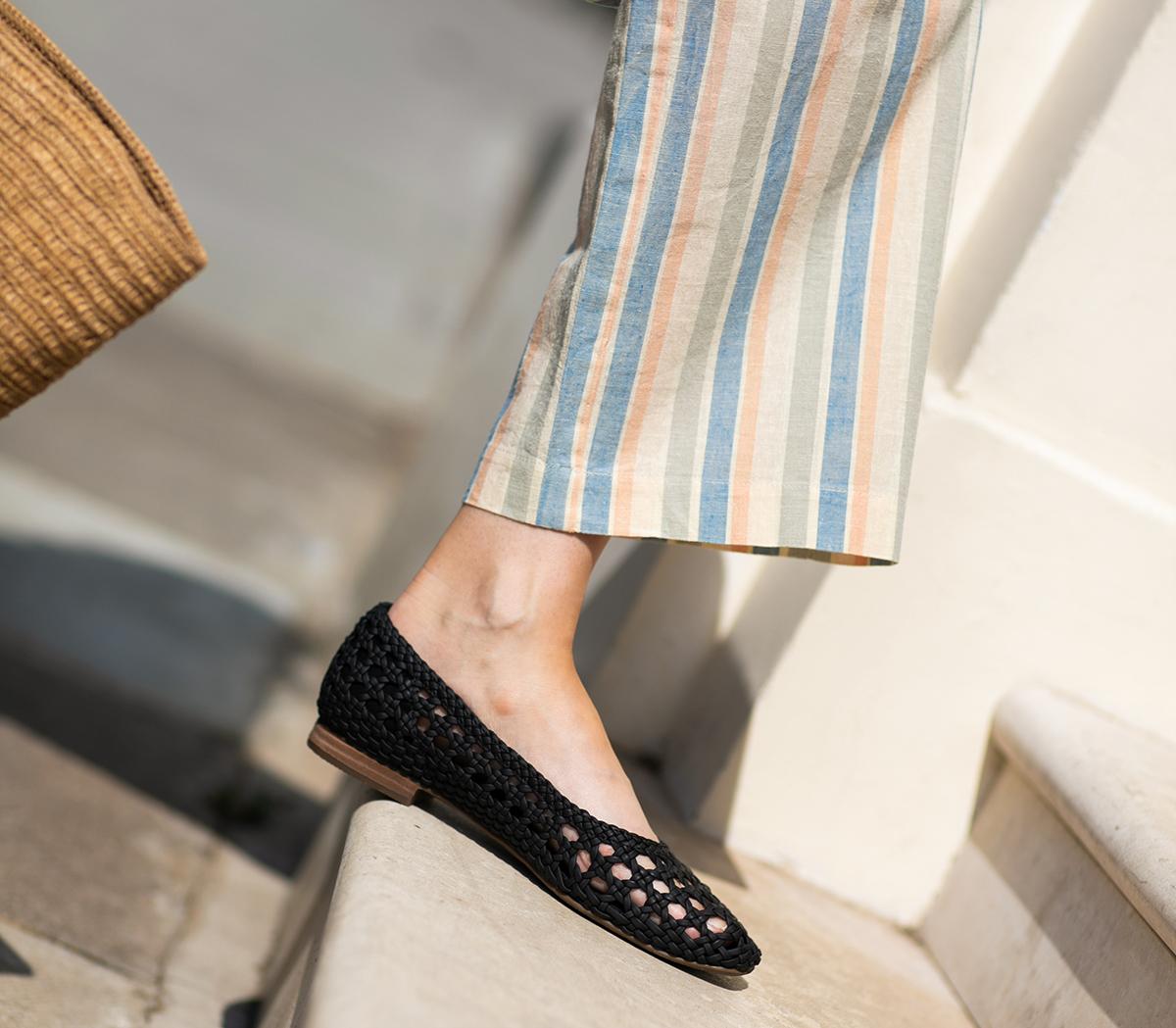 TOMSBriella Ballet Pumps TOMSBriella Ballet PumpsBlack Woven