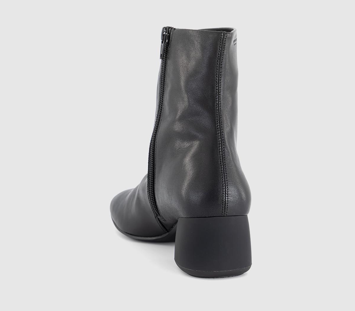 Vagabond ShoemakersLivia Ankle BootsBlack Leather