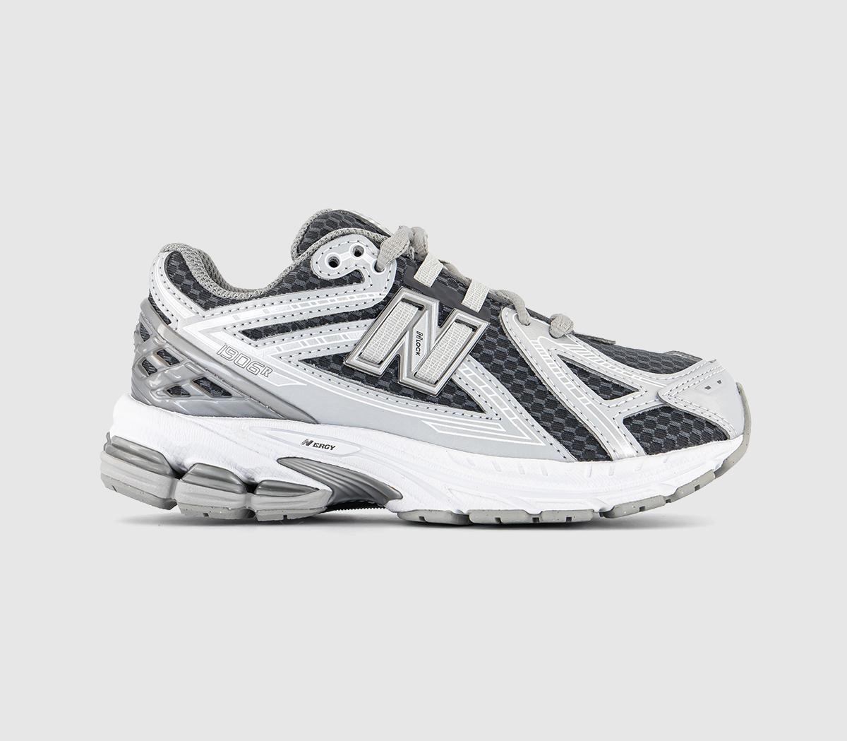 New Balance1906 Youth TrainersGrey Silver White