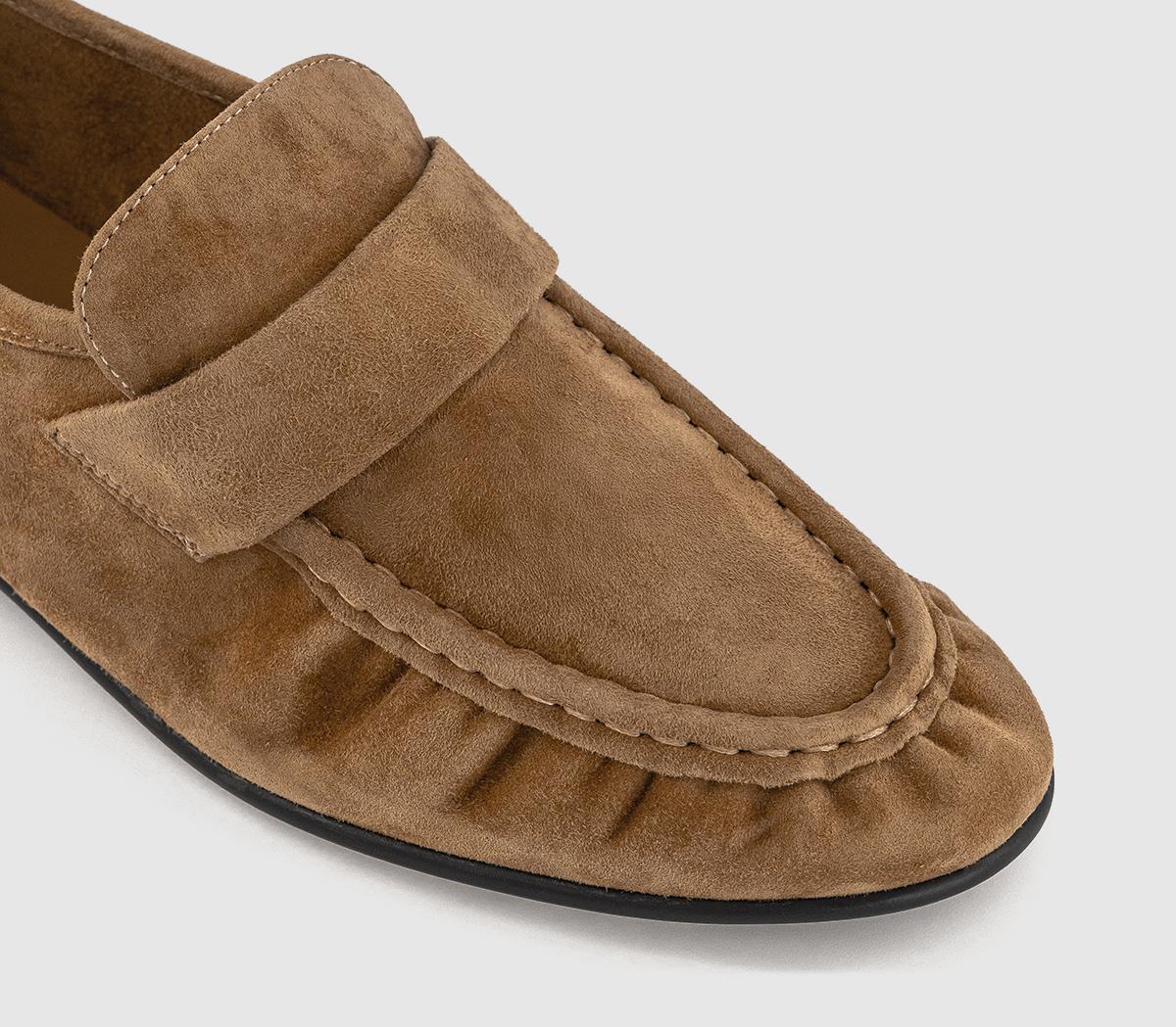 Tony BiancoGatsby Loafers Tony BiancoGatsby LoafersTaupe Suede
