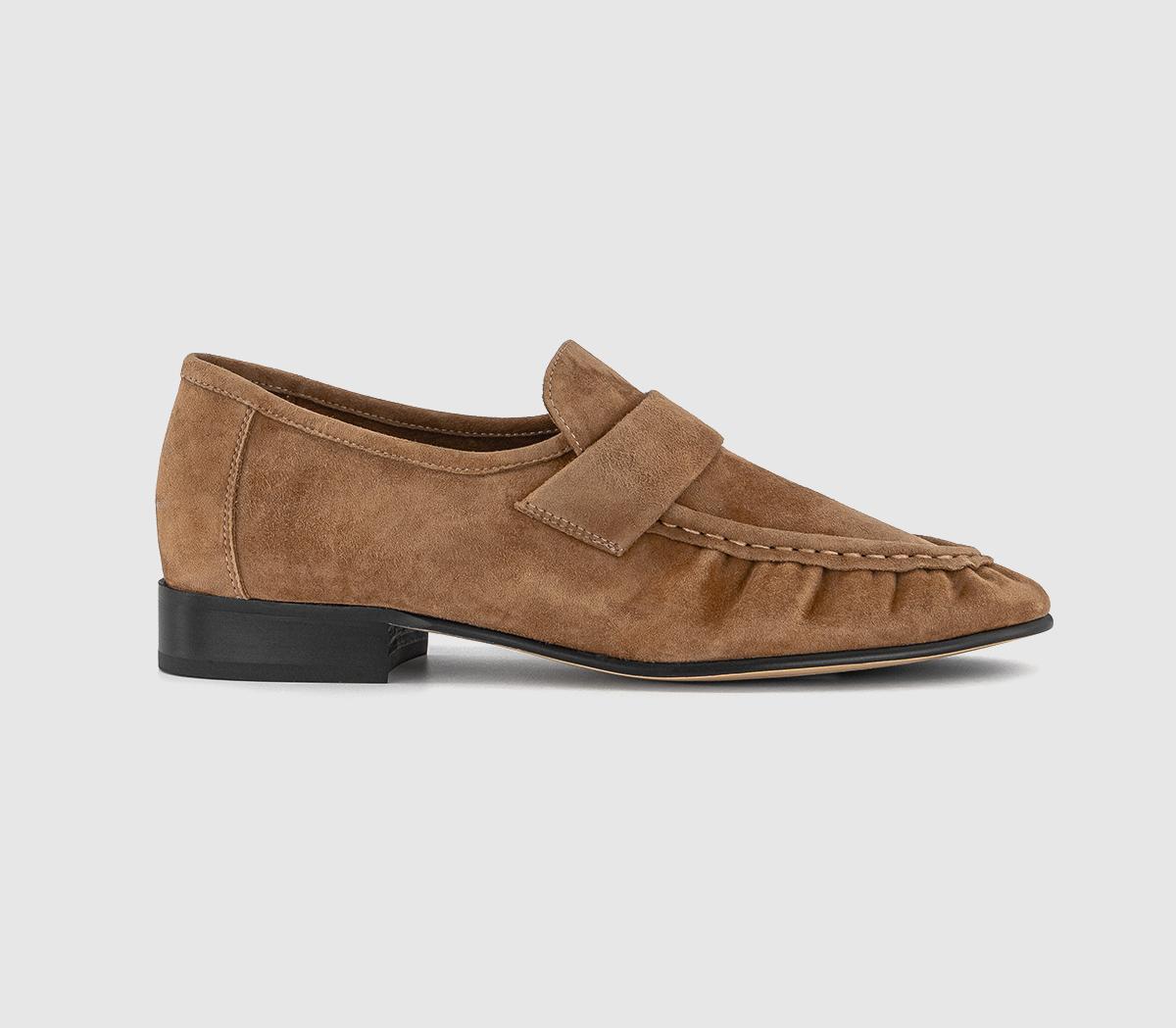 Tony BiancoGatsby Loafers Tony BiancoGatsby LoafersTaupe Suede