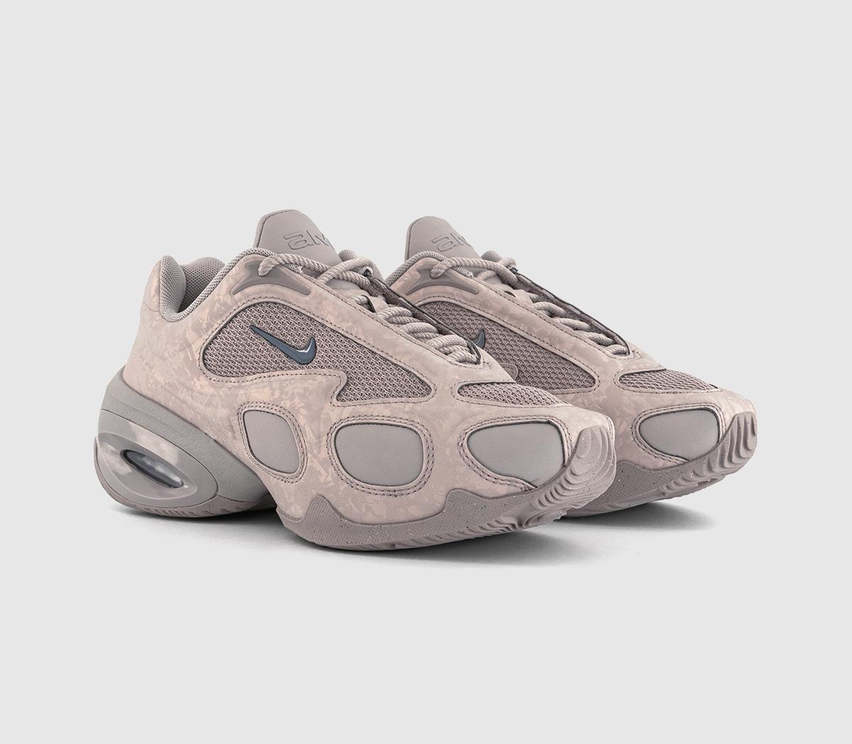 NikeAir Max Muse TrainersCollege Grey Metallic Silver