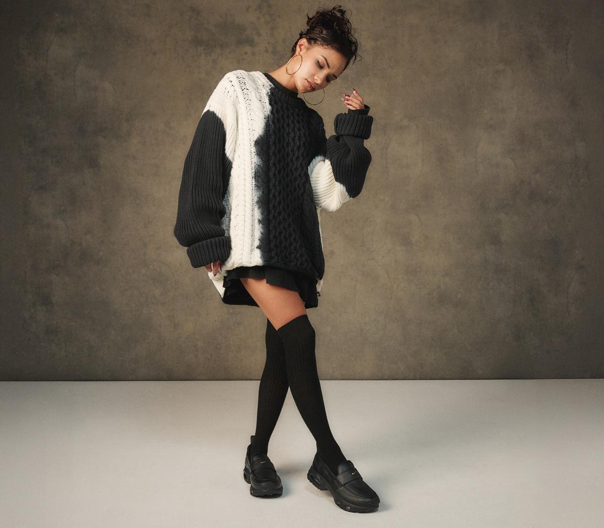 NikeAir Max Phenomena LoafersBlack Metallic Gold Smoke Grey Pink Foam