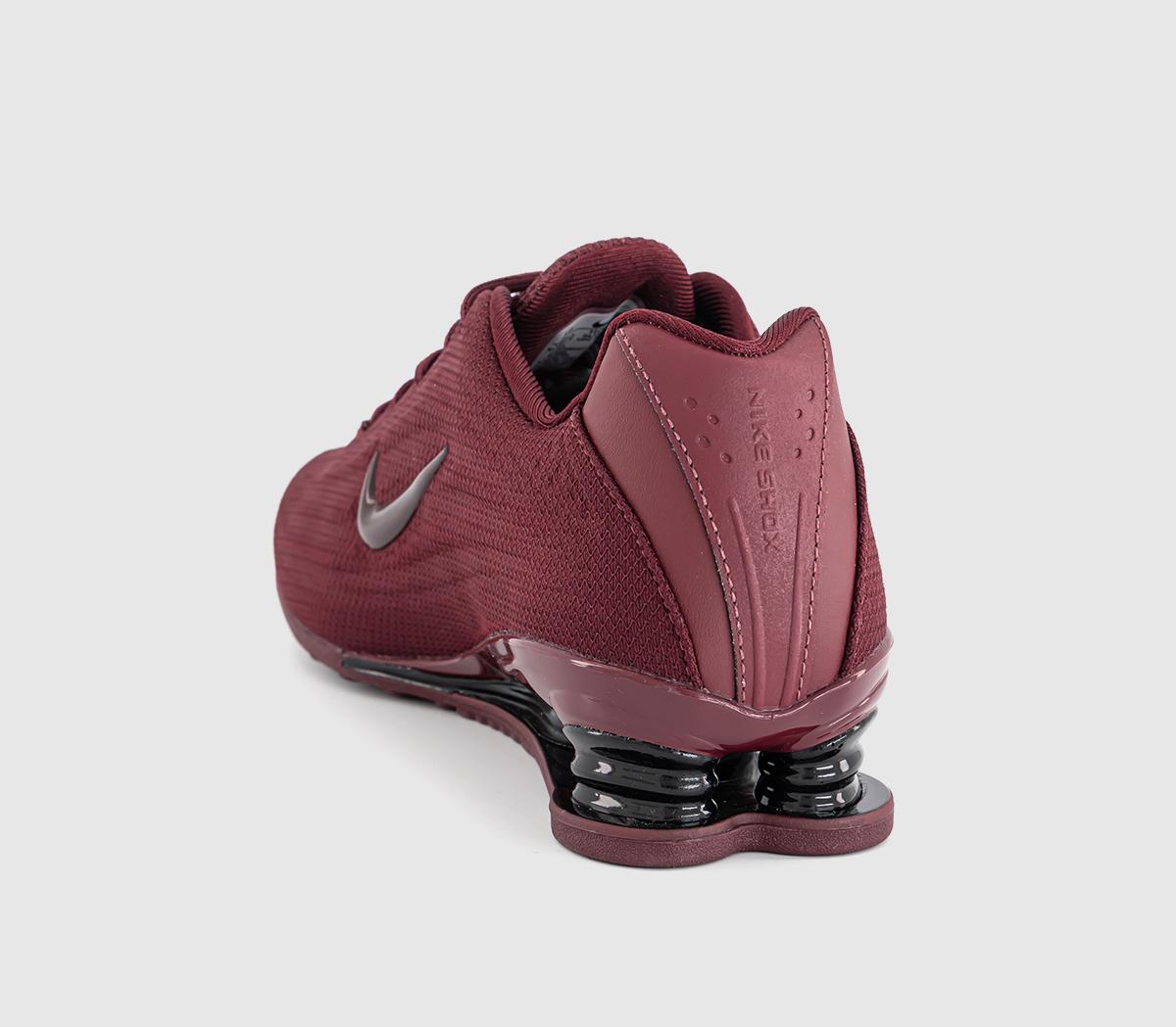 NikeShox Z TrainersDark Team Red Black