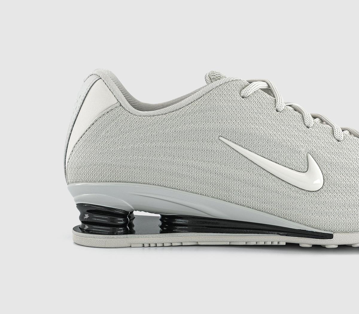 NikeShox Z TrainersLight Bone Light Bone Black Phantom