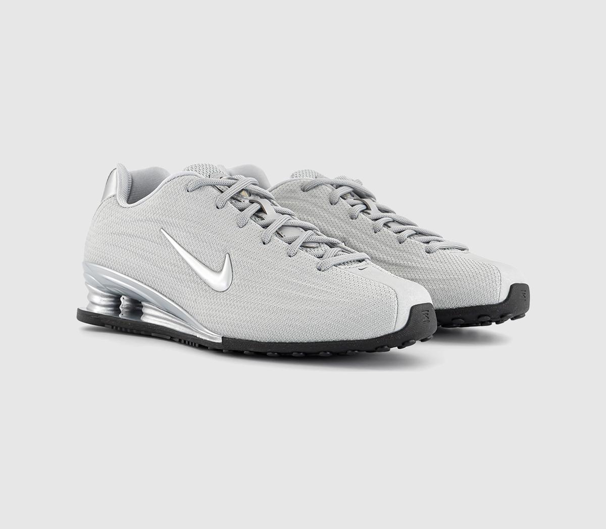 NikeShox Z TrainersSilver Silver Black Metallic Silver