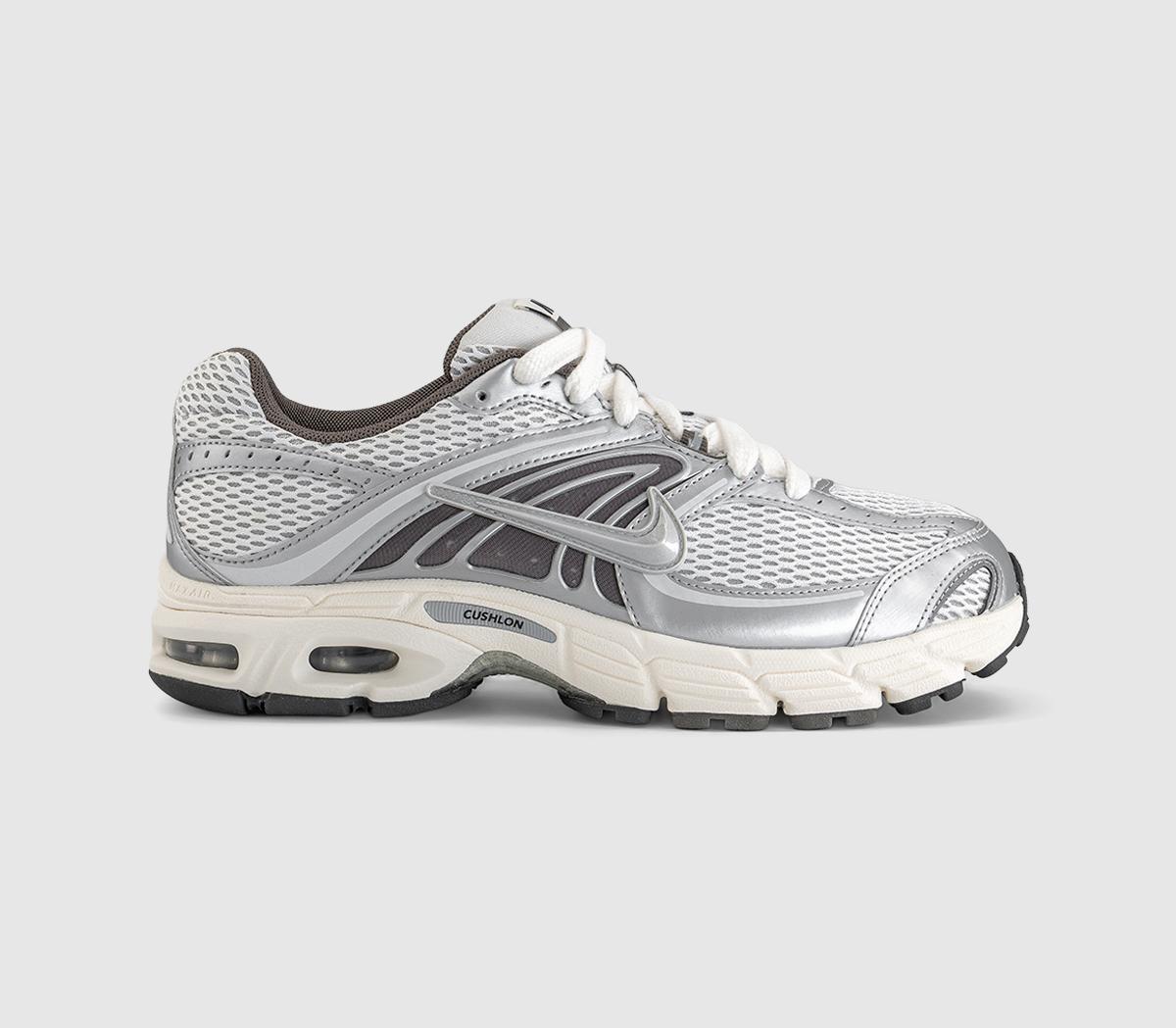 NikeAir Max Moto TrainersPlatinum Tint Metallic Silver Sail