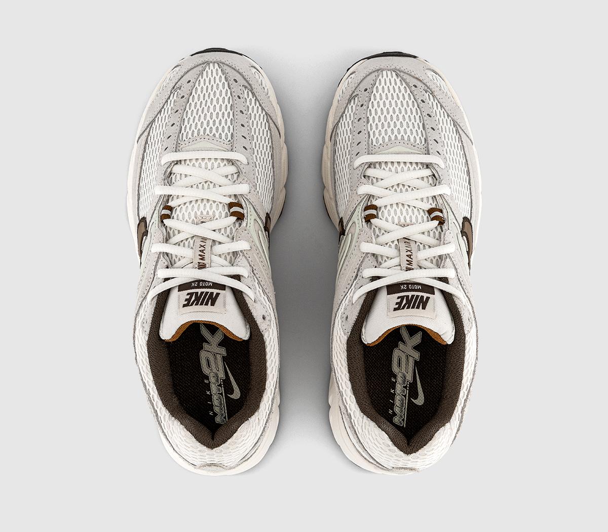 NikeAir Max Moto TrainersPhantom Tan Sail Baroque Brown