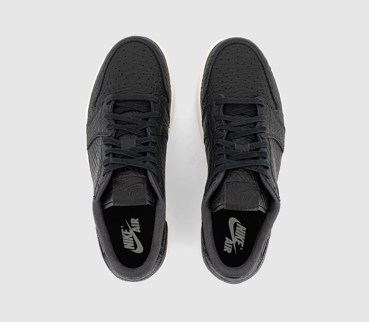 JordanAir Jordan 1 Retro Low No Swoosh TrainersBlack Sail