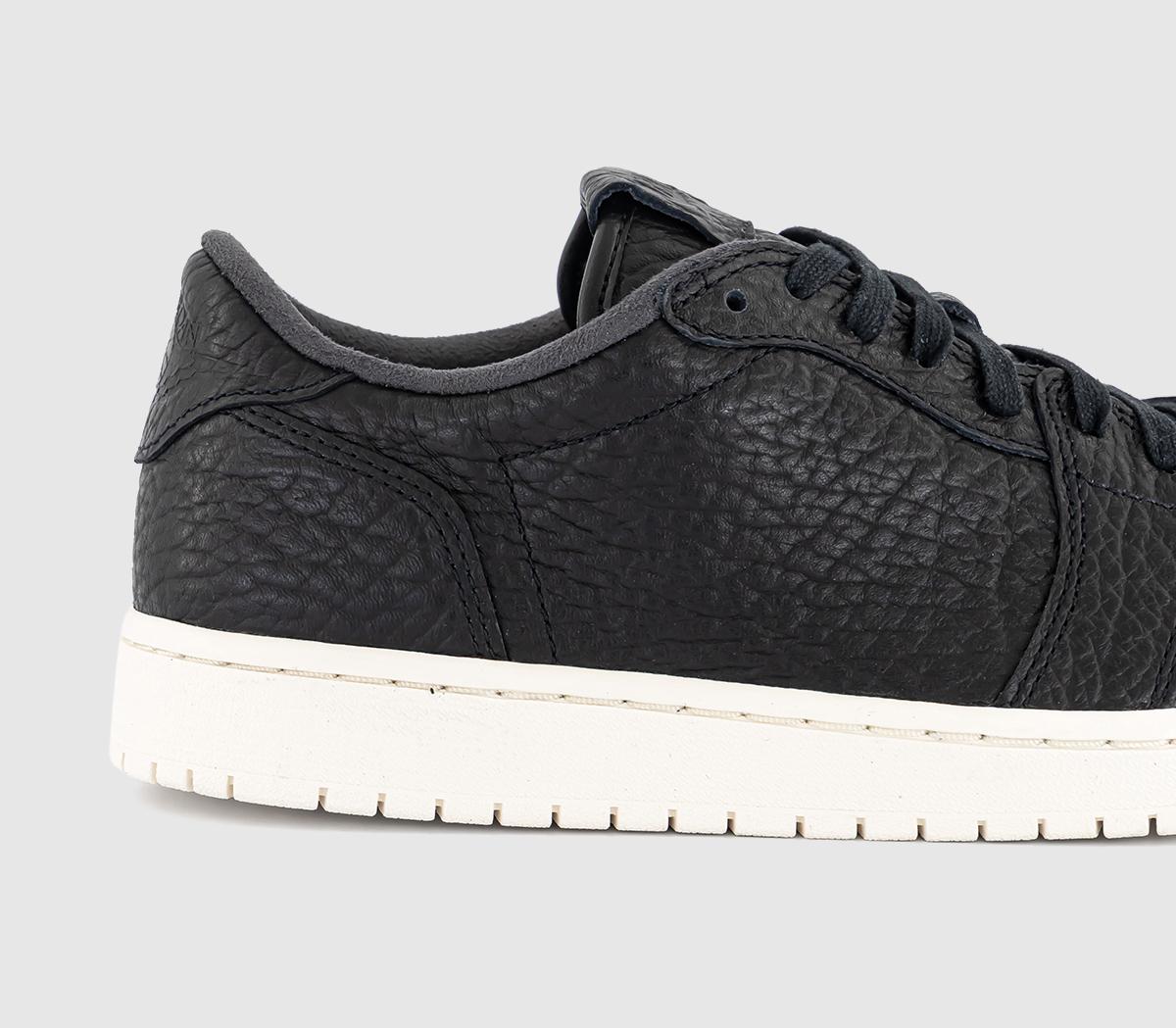 JordanAir Jordan 1 Retro Low No Swoosh TrainersBlack Sail