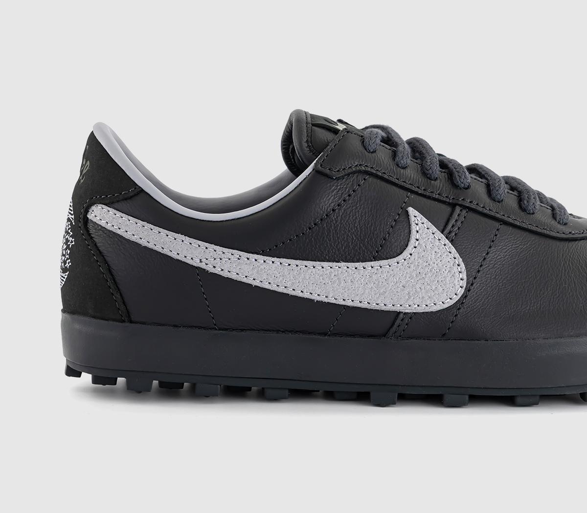 NikeNike Astrograbber TrainersOff Noir Cement Grey