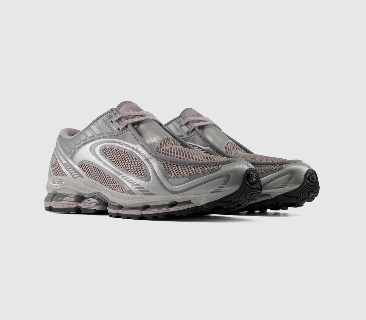 New BalanceAbzorb 1890 TrainersTruffle Salt Silver Metallic