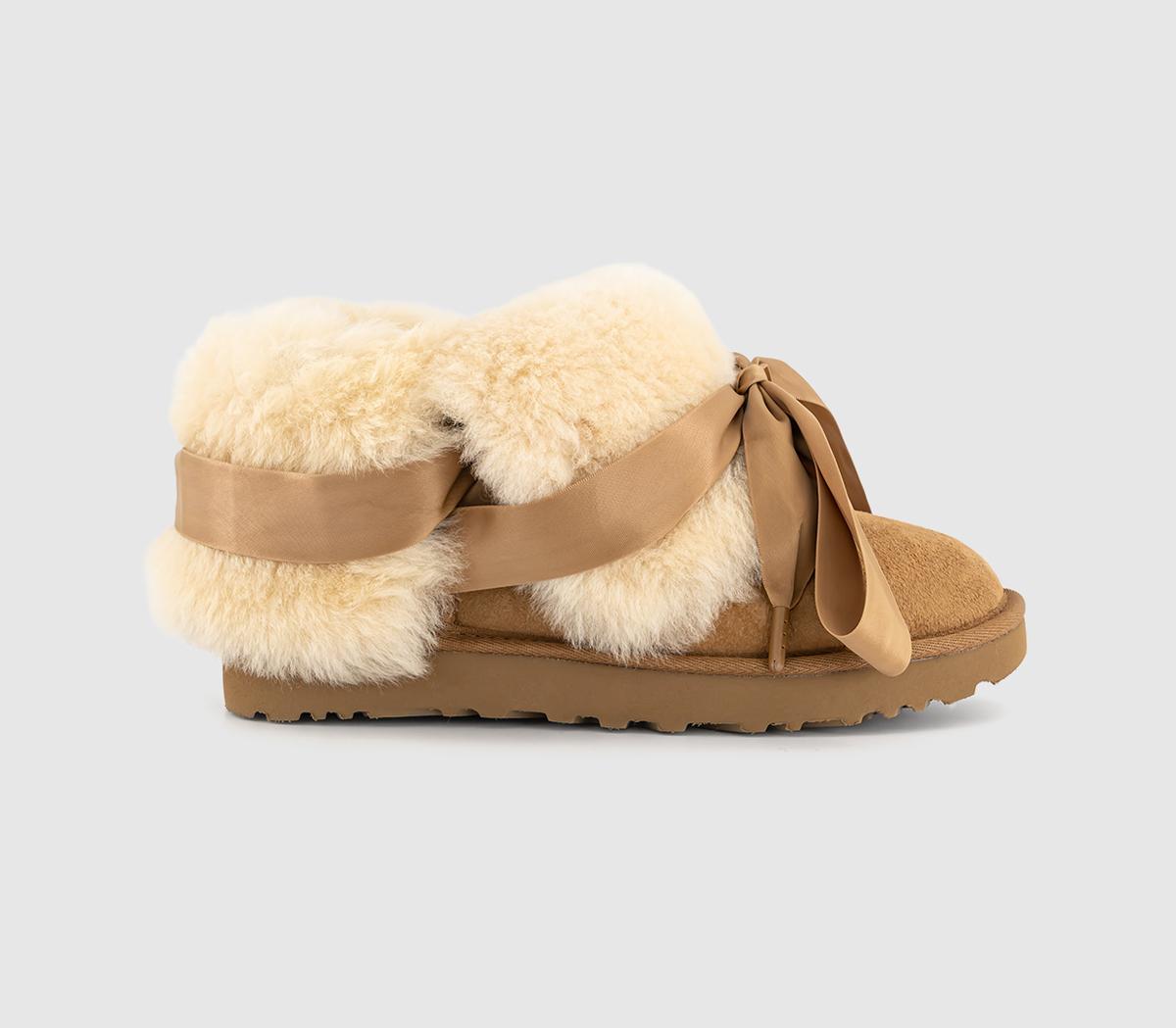 UGGBailey Tie BootsChestnut